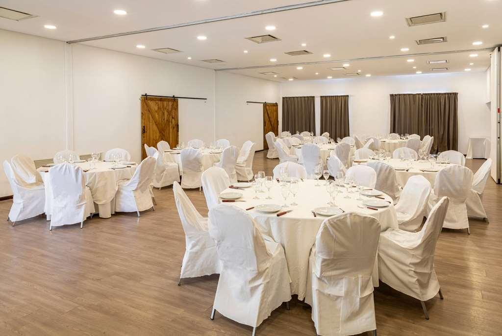 Отель Wyndham Garden Lujan Удобства фото